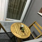 M\'Apartment1